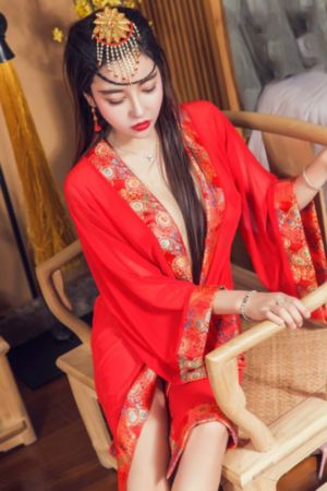 和黑帮大佬的365天2_4K电影在线看